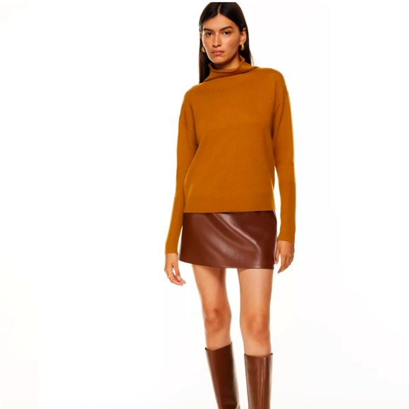 WILFRED Cyprie 100% merino wool mock neck knit sweater golden yellow Aritzia - Picture 2 of 9